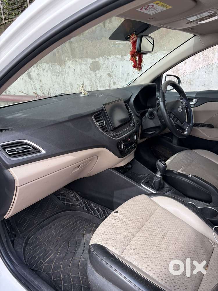 Hyundai Verna, 2022, Petrol