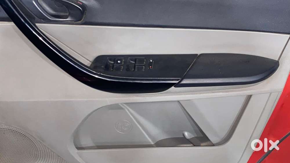 Tata Tiago 1.2 Revotron Xt, 2019, Petrol
