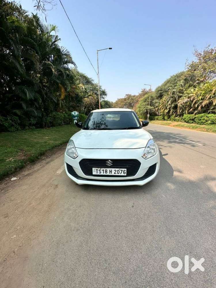 Maruti Suzuki Swift 2018 Vxi, 2022, Petrol
