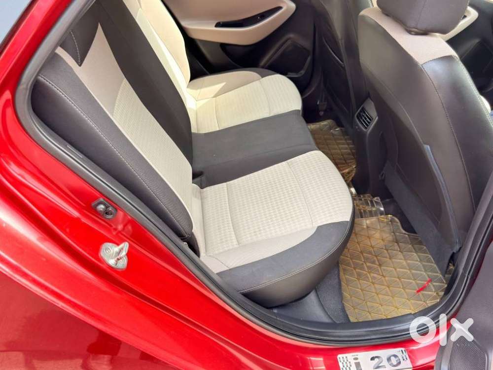 Hyundai I20 Petrol Asta Option, 2018, Petrol