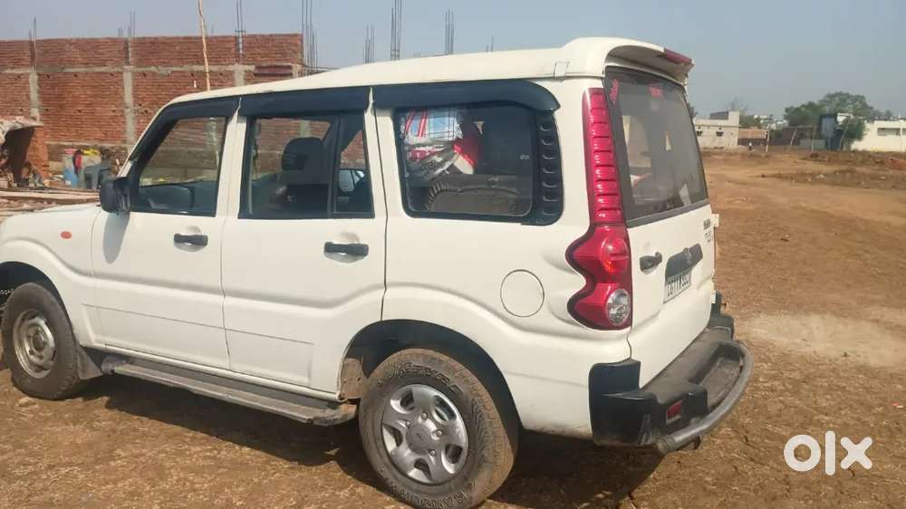 Mahindra Scorpio 2013