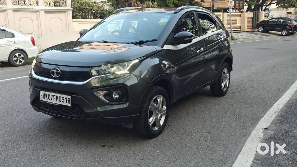 Tata Nexon 1.2 Revotron Xm (s), 2020, Petrol