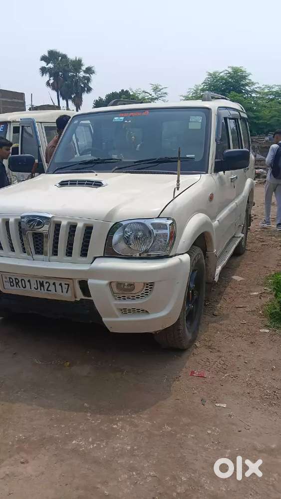 Mahindra Scorpio , M Hawk