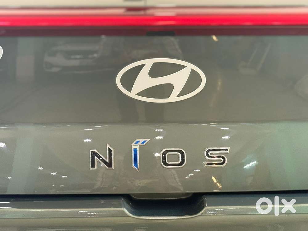 Hyundai Grand I10 Nios Corprate Edition 1.2 At, 2024, Petrol