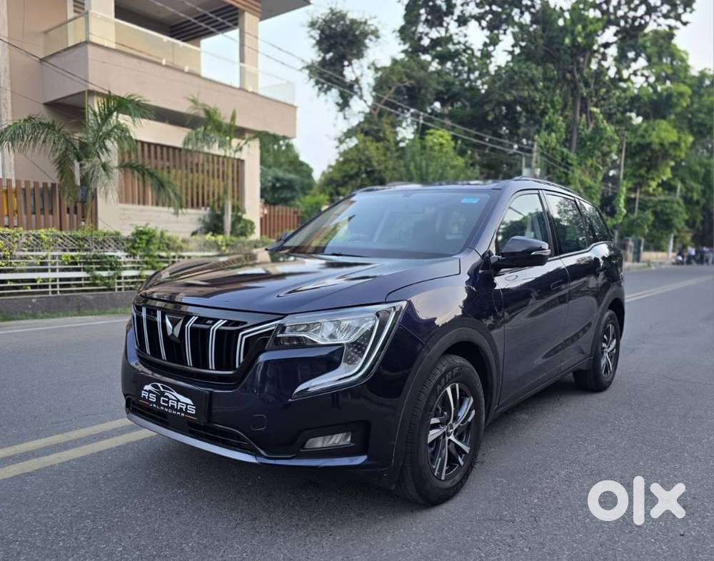 Mahindra Xuv700 2.2 Ax 5 Diesel At Str, 2022, Diesel