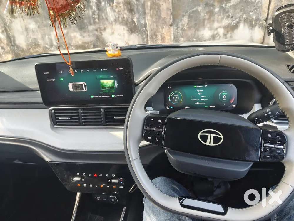 Tata Punch Ev 2025 Electric 5700 Km Driven