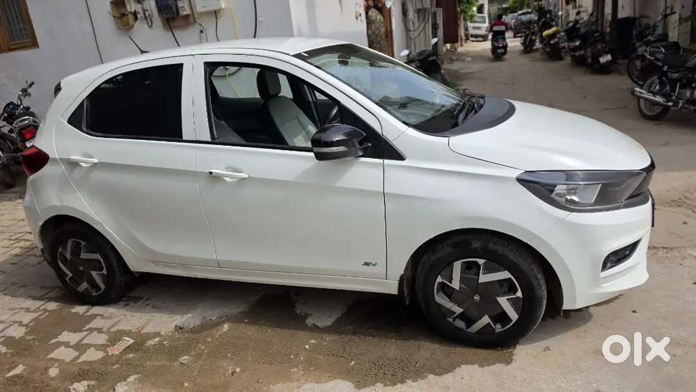Tata Tiago Ev Xt 2025 All New Condition