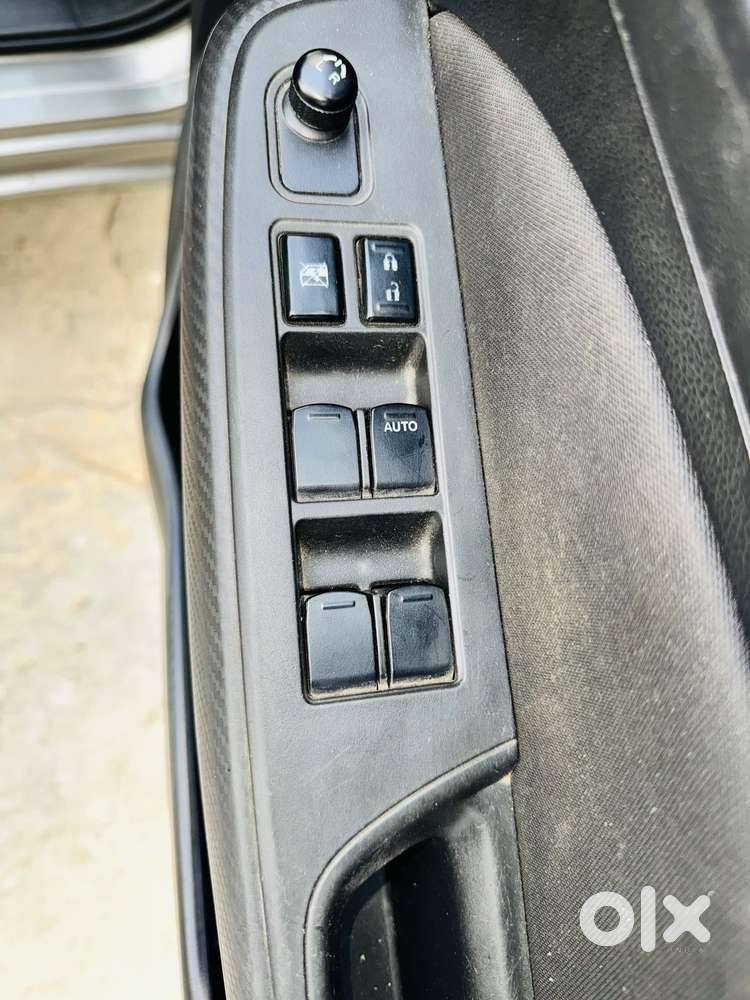 Maruti Suzuki Swift Vxi Glory Limited Edition, 2020, Petrol