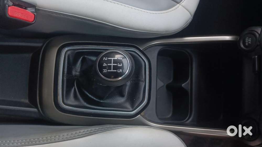 Maruti Suzuki Ignis 1.2 Amt Delta, 2018, Petrol