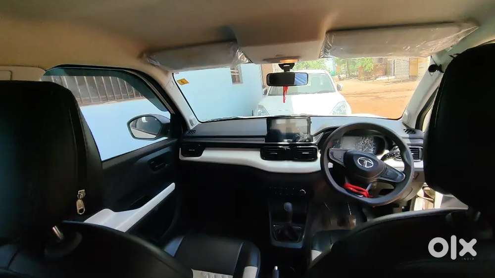 Tata Punch Pure Mt 2023
