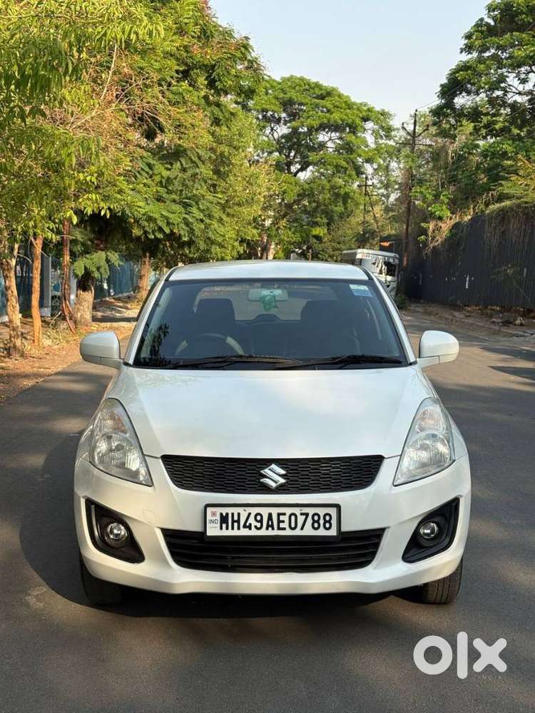 Maruti Suzuki Swift Vxi Optional, 2016, Petrol