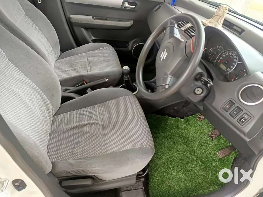 Maruti Suzuki Dzire 2010 Petrol 33000 Km Driven