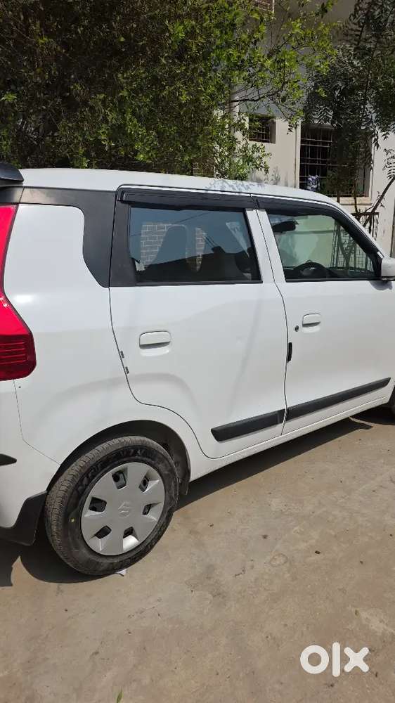 Maruti Suzuki Wagon R Flex Fuel 2025 Petrol 2100 Km Driven