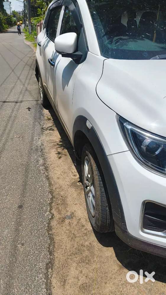 Renault Triber 2021 Petrol Good Condition 2nd Ownership.