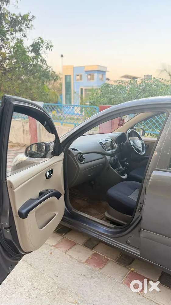 Hyundai I10 Magna 2012 Model With Your Transfer Noc And New Insurance