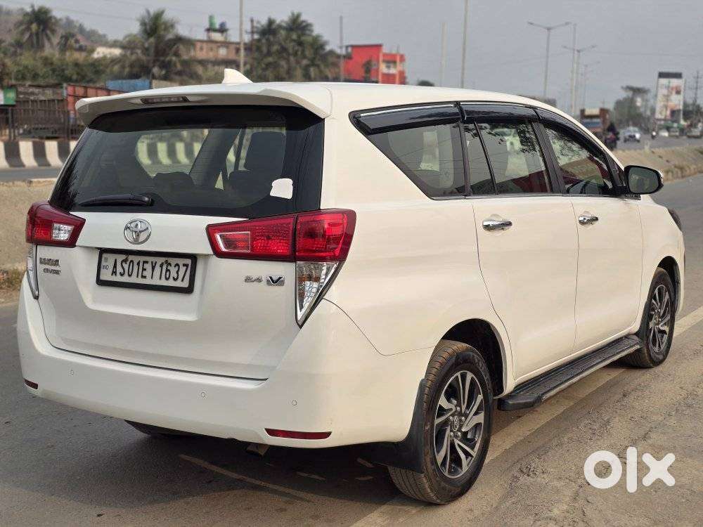 Toyota Innova Crysta 2.4 V 8 Str, 2021, Diesel
