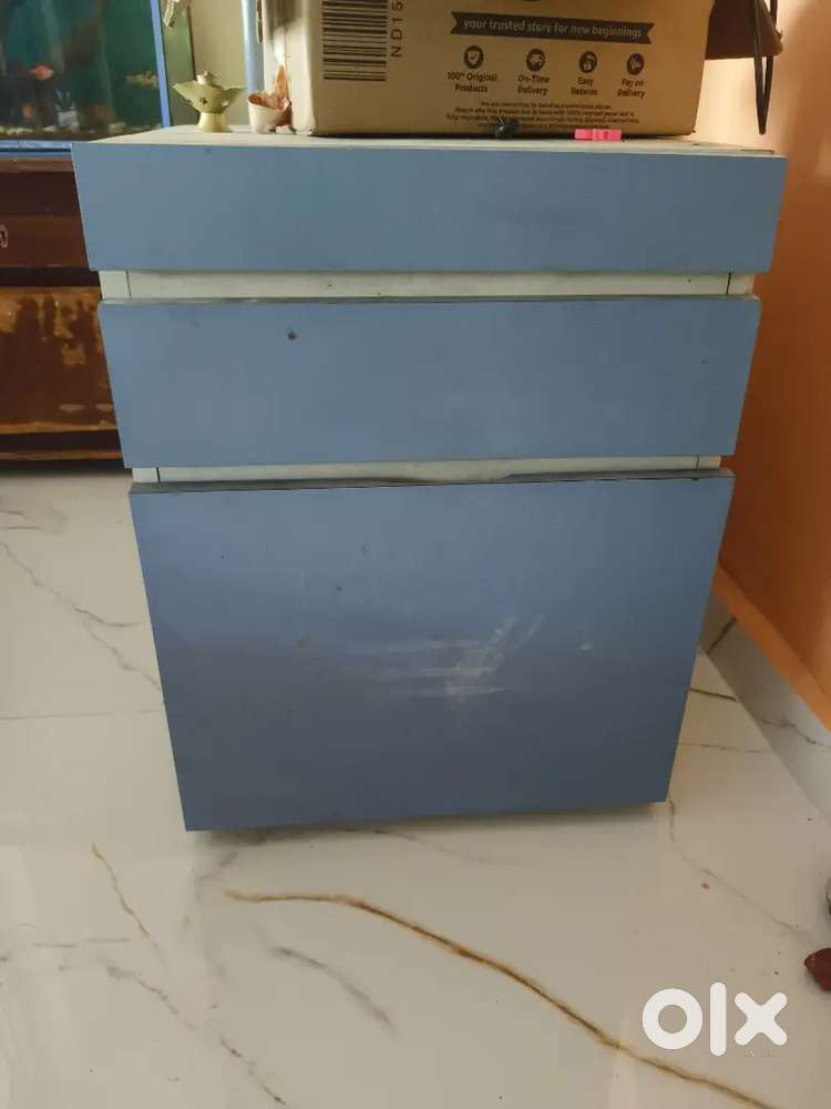 Drayer-1 & office system table 1