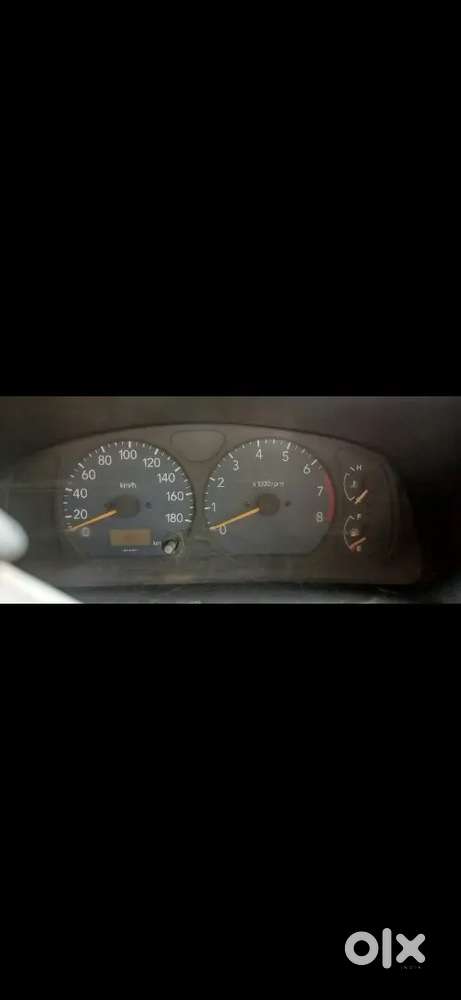 Maruti Suzuki Versa Dx2 8 Seater 2004