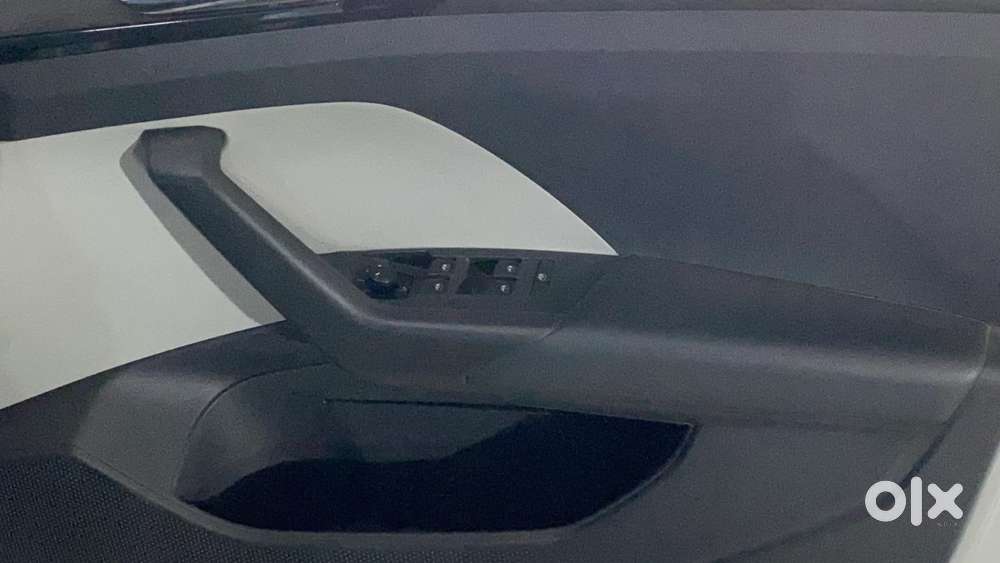 Skoda Kushaq Style 1.0l Tsi At, 2022, Petrol