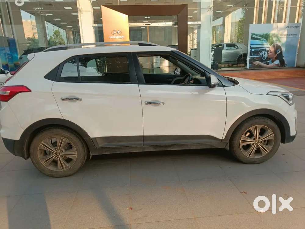 Hyundai Creta 2017 Diesel 105000 Km Driven. Well Maintained.