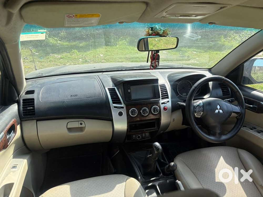 Mitsubishi Pajero Sport 2014 Diesel Well Maintained