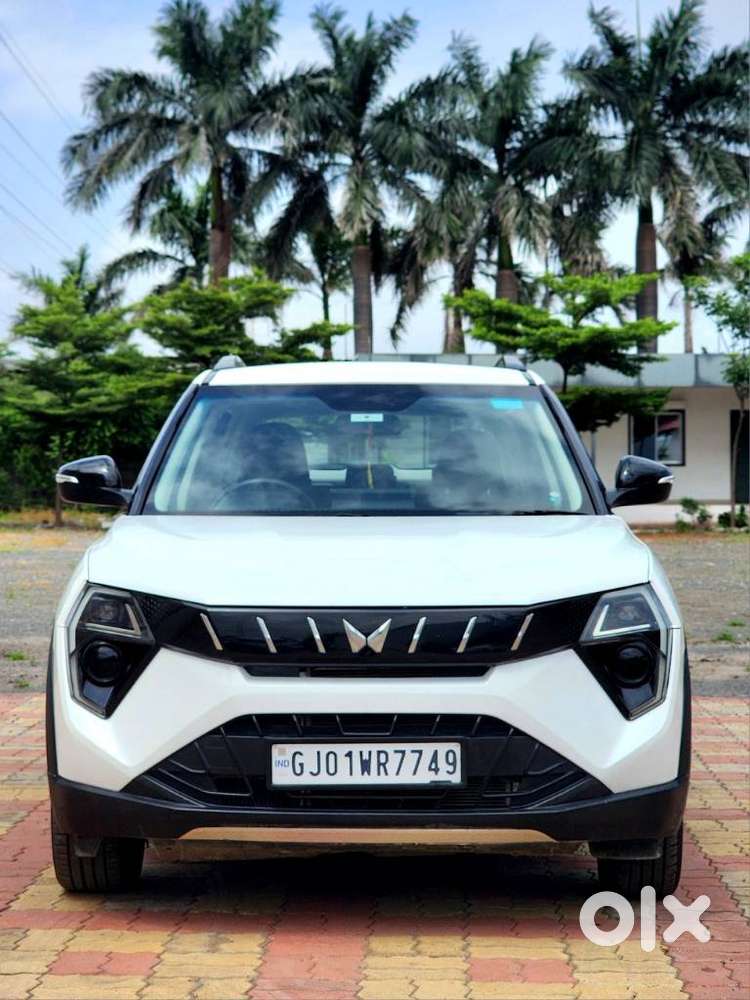 Mahindra Xuv 3xo Ax5 1.5 Diesel Autoshift Plus, 2024, Diesel