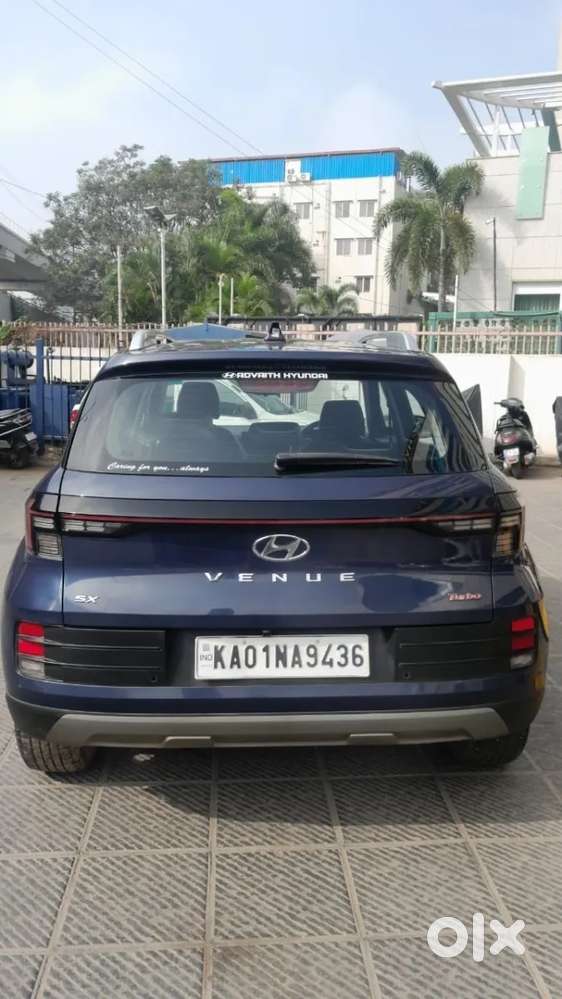 Hyundai Venue 1.0 Sx (o) Turbo Dct, 2023, Petrol