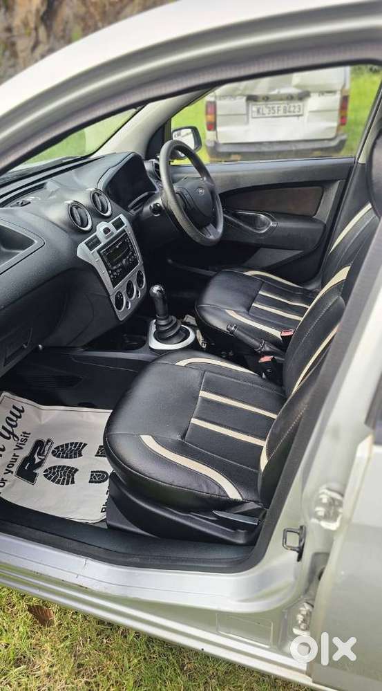 Ford Figo Petrol Zxi, 2012, Petrol