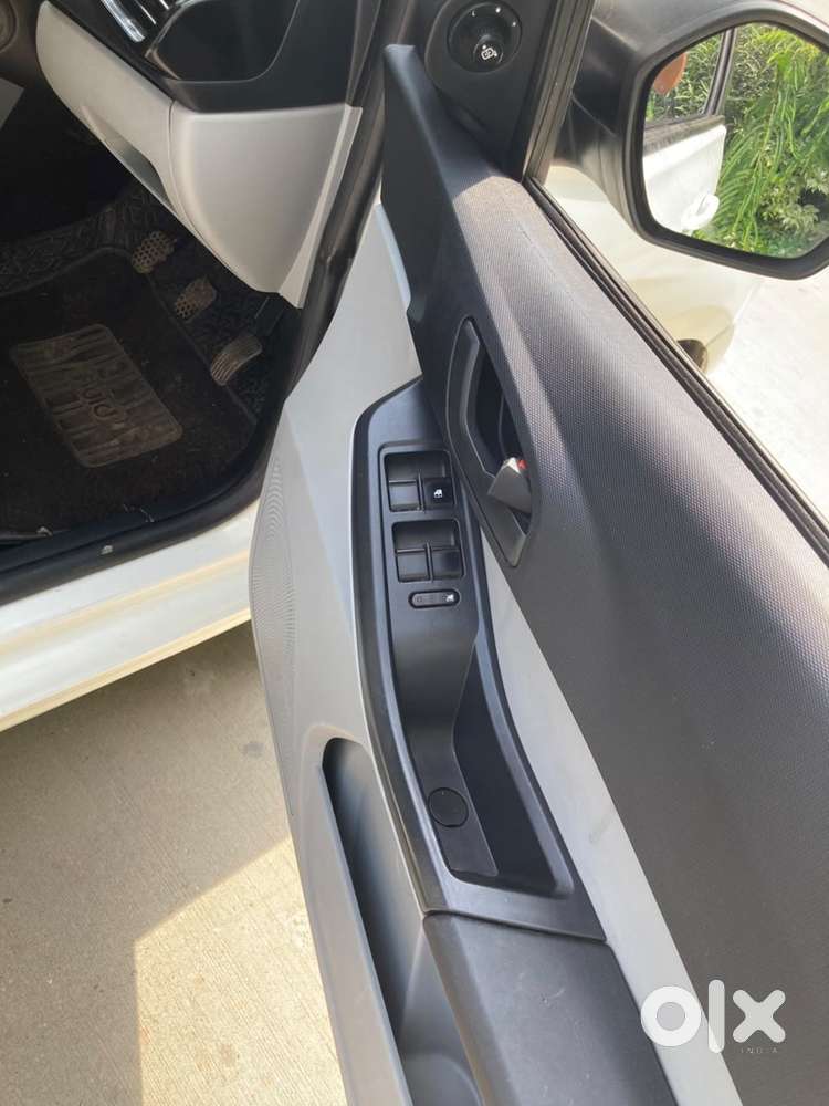 Tata Tiago 1.05 Revotorq Xt Option, 2024, Petrol