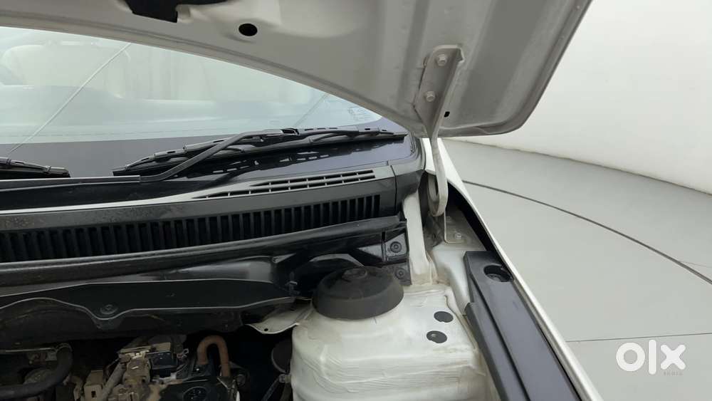 Maruti Suzuki Ciaz Alpha 1.5 At, 2023, Petrol