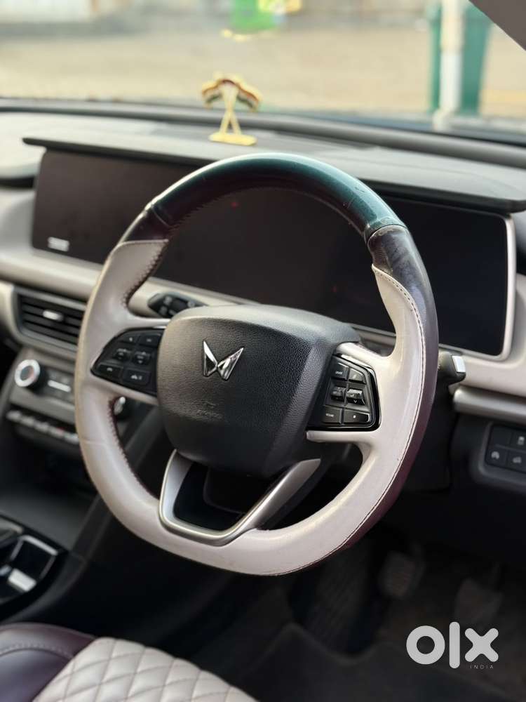 Mahindra Xuv700 2.2 Ax 5 Diesel Mt 7 Str, 2024, Diesel