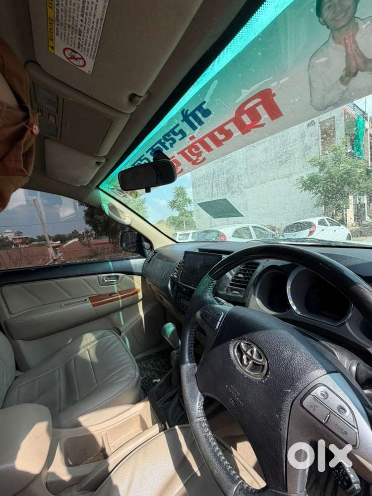 Toyota Fortuner Diesel 2011 Manual 2011
