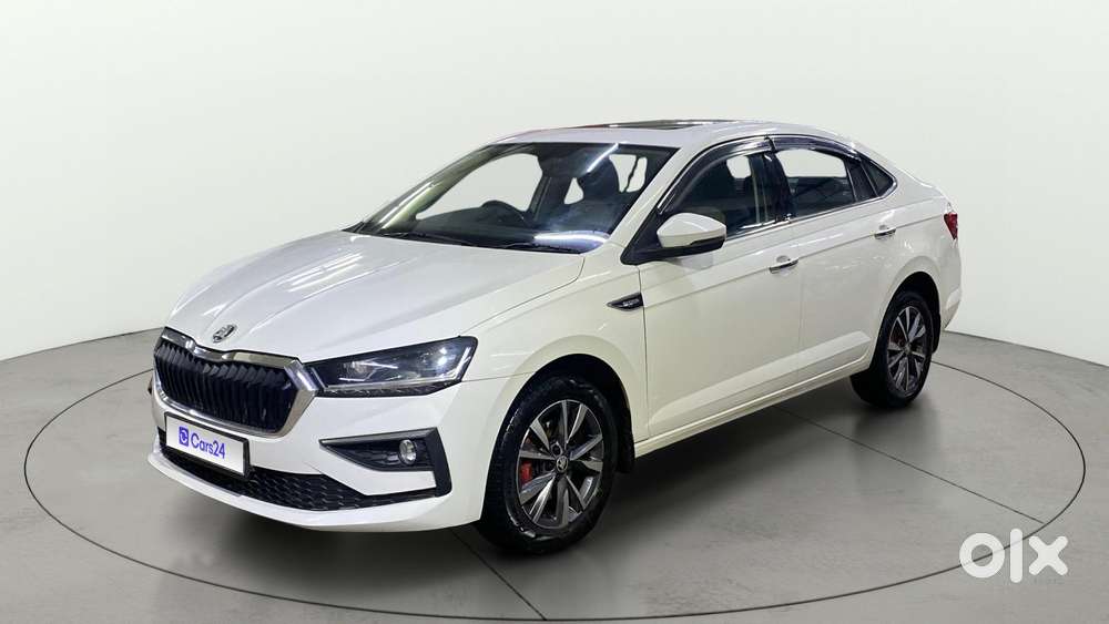 Skoda Slavia 1.0 Tsi Style At, 2022, Petrol