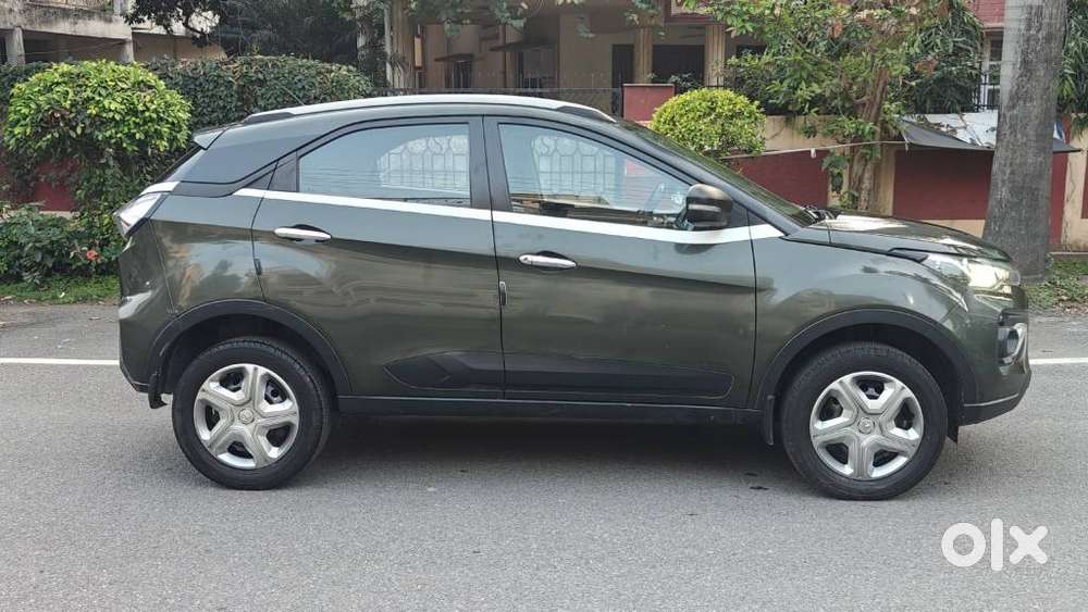 Tata Nexon 1.2 Revotron Xm (s), 2020, Petrol