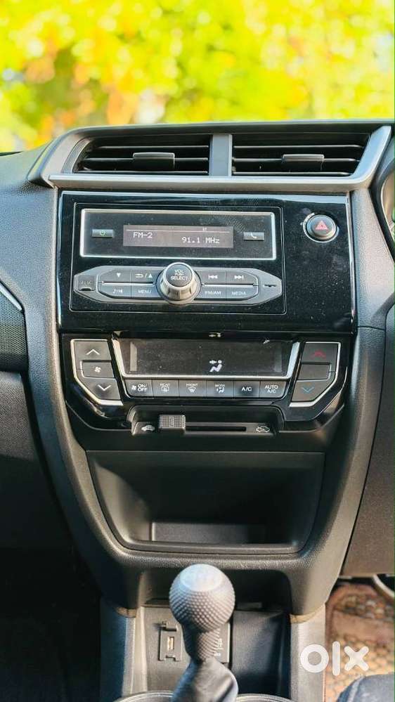 Honda Br-v I-vtec V Mt, 2016, Petrol