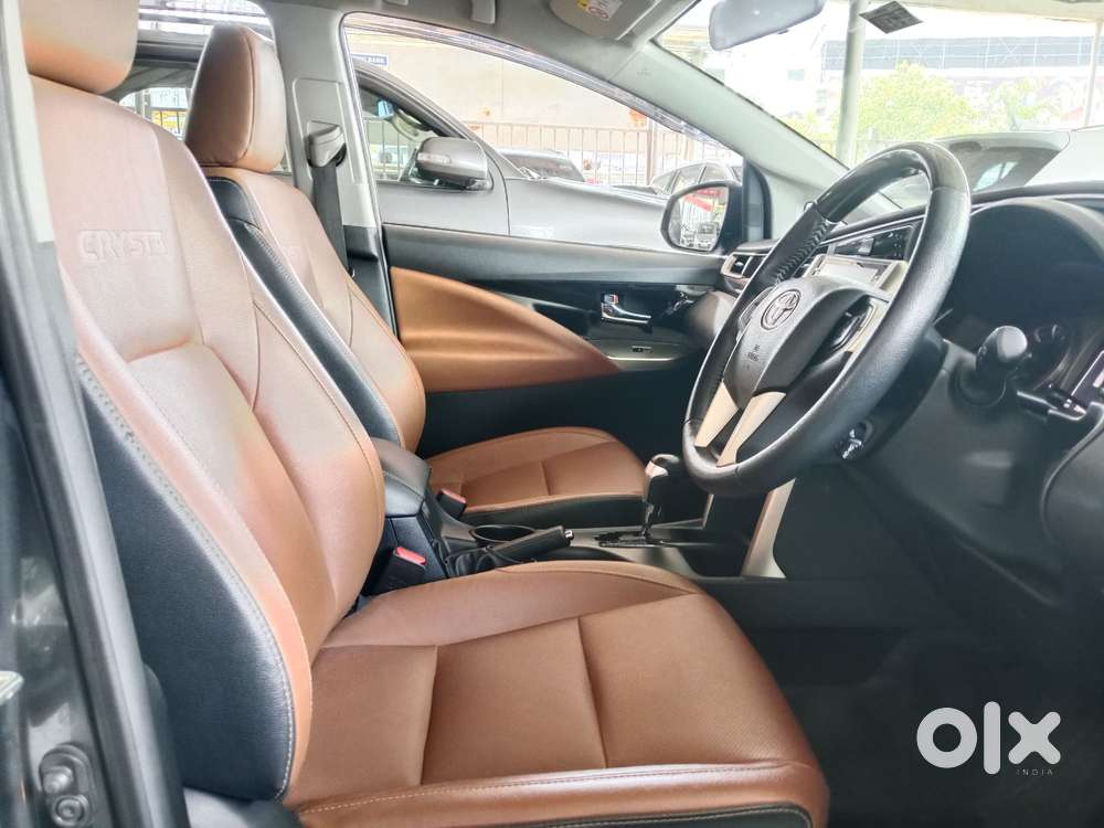 Toyota Innova Crysta 2.7 Zx At, 2022, Diesel