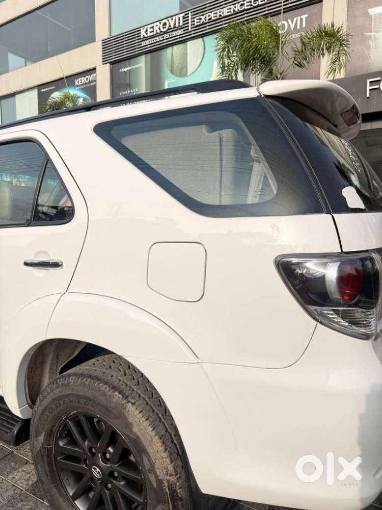 Toyota Fortuner 3.0 4x2 Automatic, 2015, Diesel