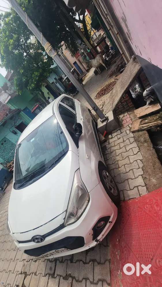 Hyundai Grand I10 2017 Diesel 130000 Km Driven