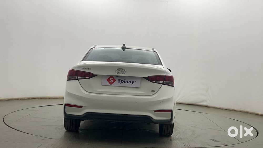 Hyundai Verna 1.6 Crdi Sx Option, 2018, Diesel