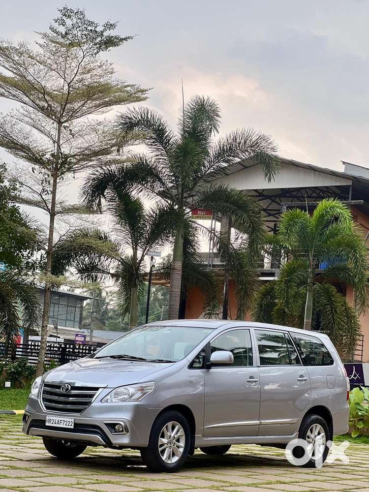 Toyota Innova 2.5 Gx (diesel) 8 Seater, 2015