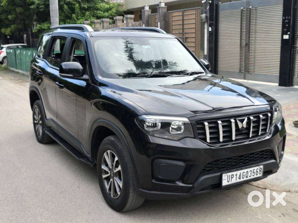 Mahindra Scorpio N Z2 Petrol Mt 7 Str, 2025, Petrol