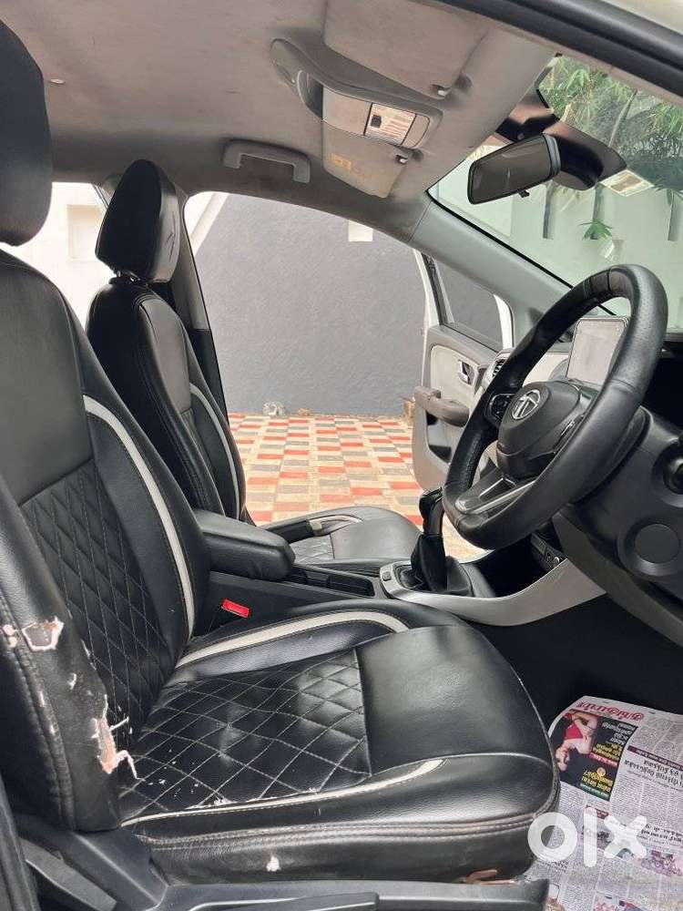 Tata Altroz, 2020, Petrol