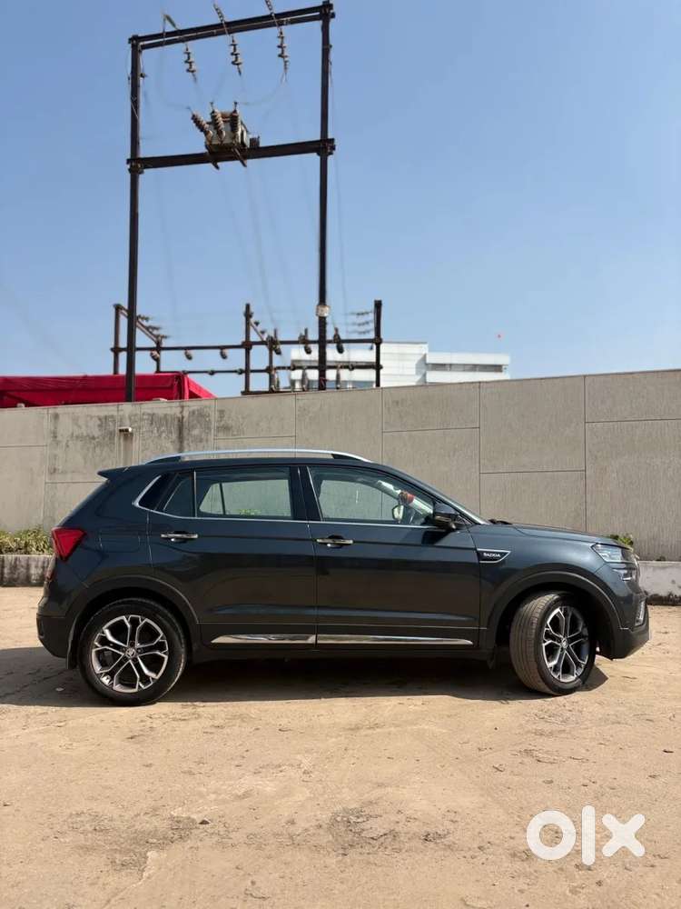 Skoda Kushaq Style 1.0l Tsi At, 2022, Petrol