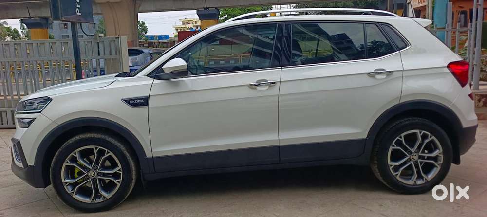 Skoda Kushaq 1.0 Tsi Style At, 2023, Petrol