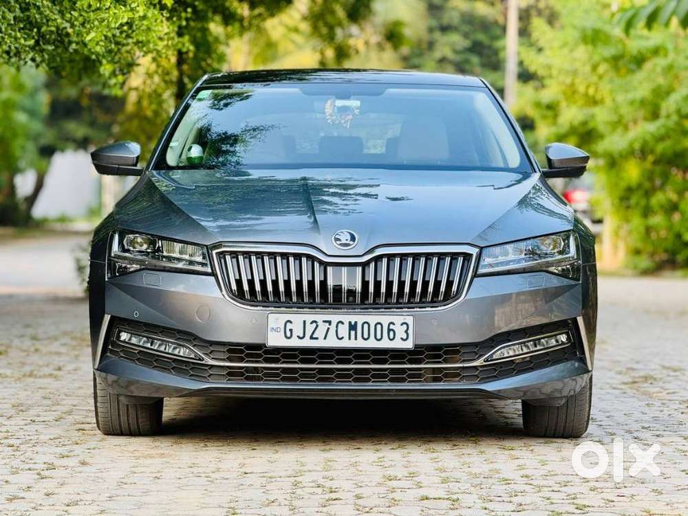 Skoda Superb 2.0 L&k Tsi At, 2022, Petrol