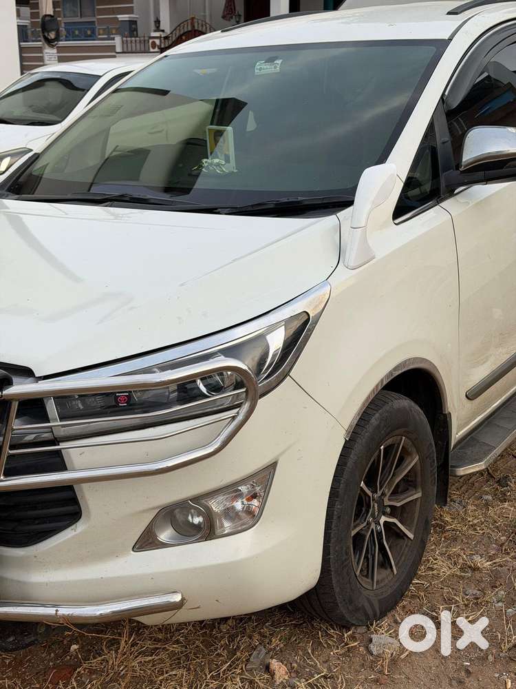 Toyota Innova Crysta 2.4 V 7 Str, 2018, Diesel