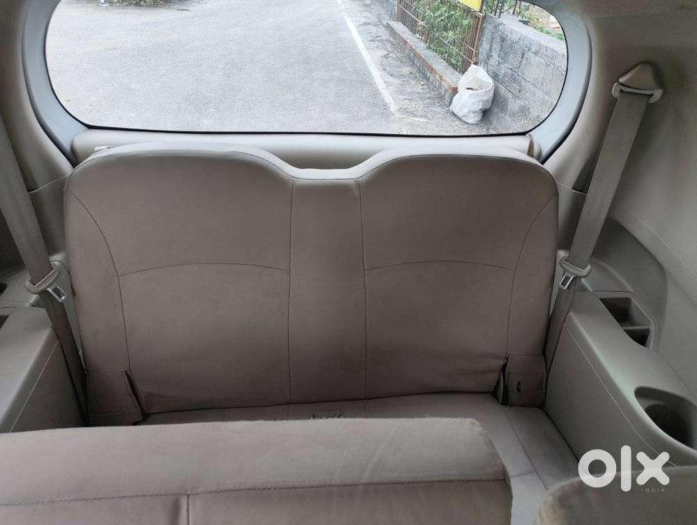 Maruti Suzuki Ertiga Lxi, 2014, Petrol