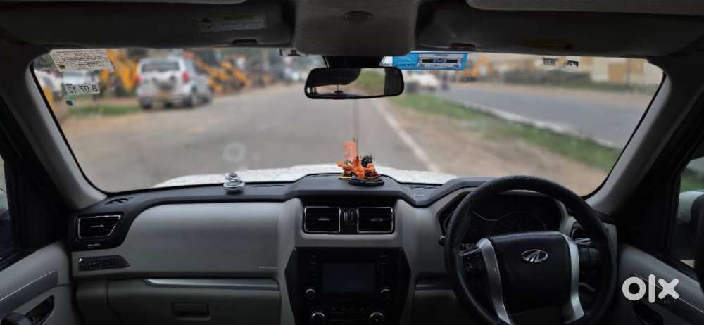 Mahindra Scorpio S10, 2017, Diesel