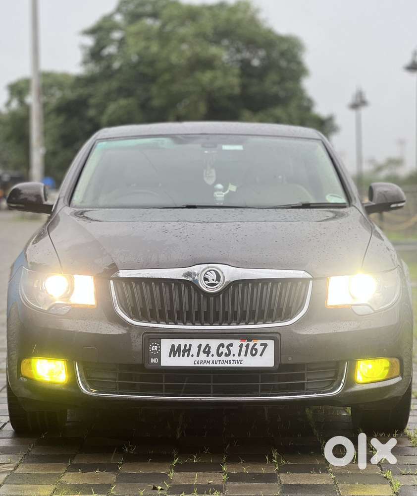Skoda Superb Elegance Tdi 2.0 At, 2011, Diesel