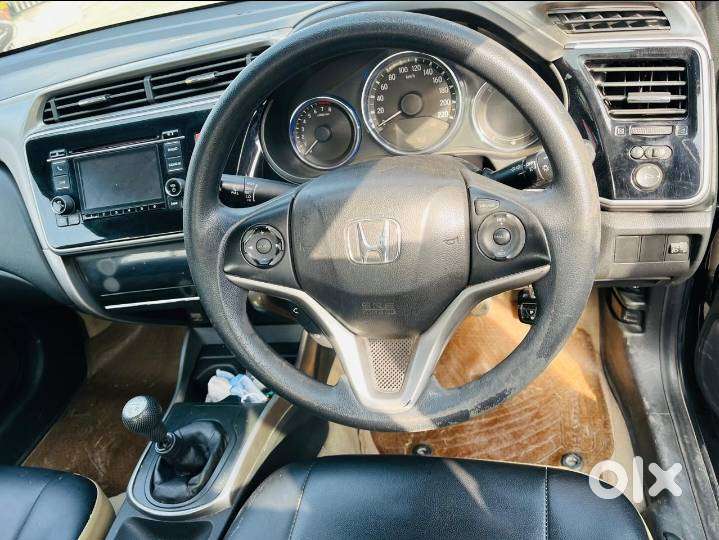 Honda City 1.5 V 4th Gen I-vtec Mt, 2016, Petrol